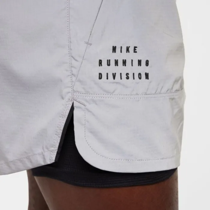 Nike Short Running^Dri-FIT Advanced Run Division 4in 2in1 Shorts Gris