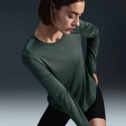 Nike T-shirt Et Manches Longues Running^Dri-FIT One Classic Long Sleeve Tee Vert