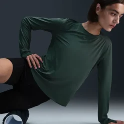 Nike T-shirt Et Manches Longues Running^Dri-FIT One Classic Long Sleeve Tee Vert