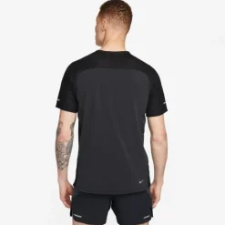 Nike T-shirt Et Manches Longues Running^Dri-FIT Solar Chase Short Sleeve Tee Noir