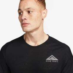 Nike T-shirt Et Manches Longues Running^Dri-FIT Solar Chase Short Sleeve Tee Noir