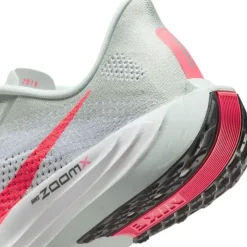 Nike Chaussures Running Neutre|Chaussures Running Compétition^Pegasus Plus Gris