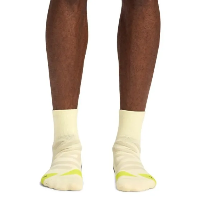 On Chaussettes|Chaussettes Running^Performance Mid Sock Vert