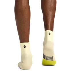 On Chaussettes|Chaussettes Running^Performance Mid Sock Vert