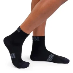 On Chaussettes|Chaussettes Running^Ultralight Mid Sock Noir