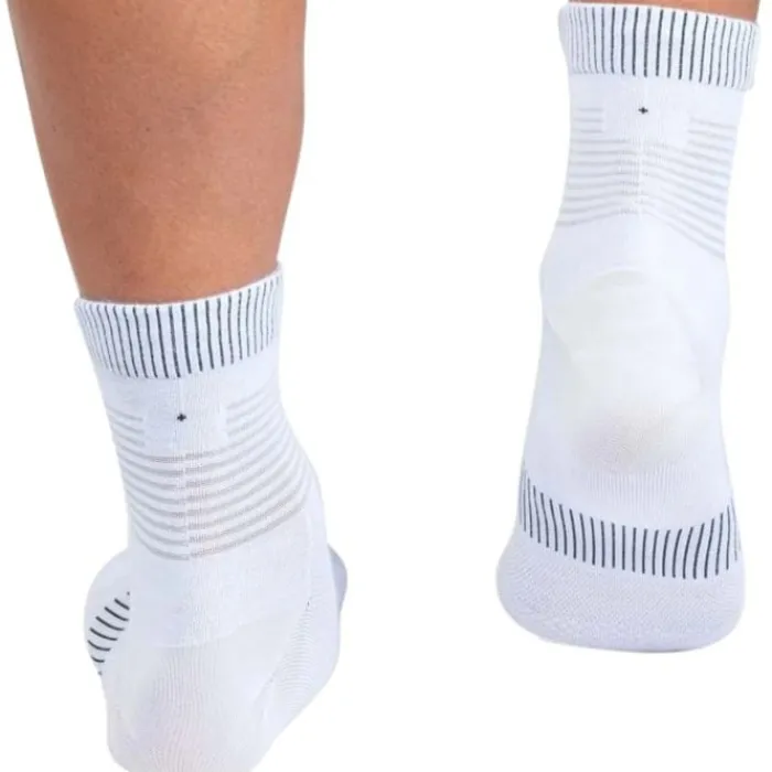 On Chaussettes|Chaussettes Running^Ultralight Mid Sock Blanc